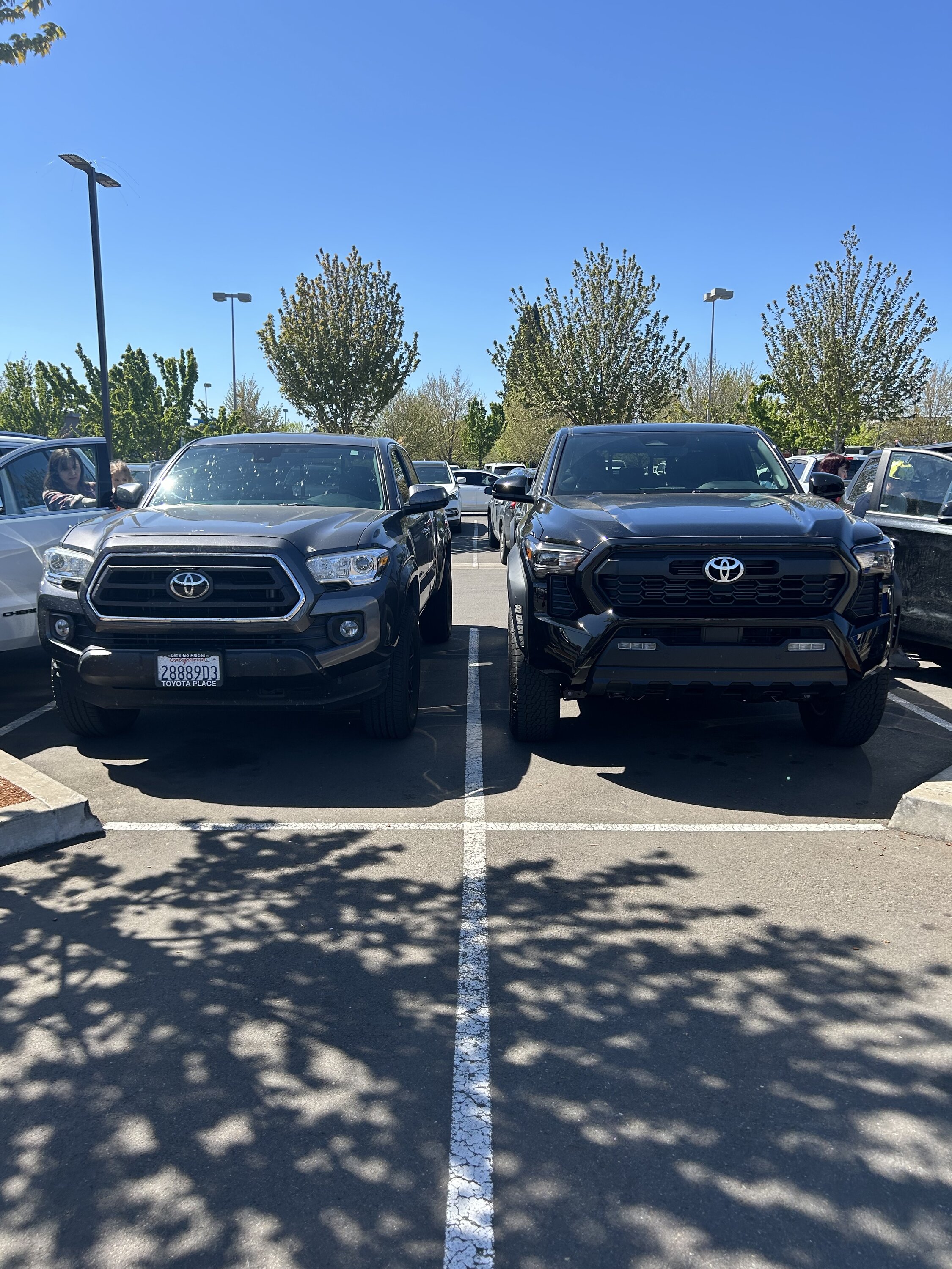2024 Tacoma Side by Side Comparison: 4th Gen vs 3rd Gen Tacoma IMG_3597