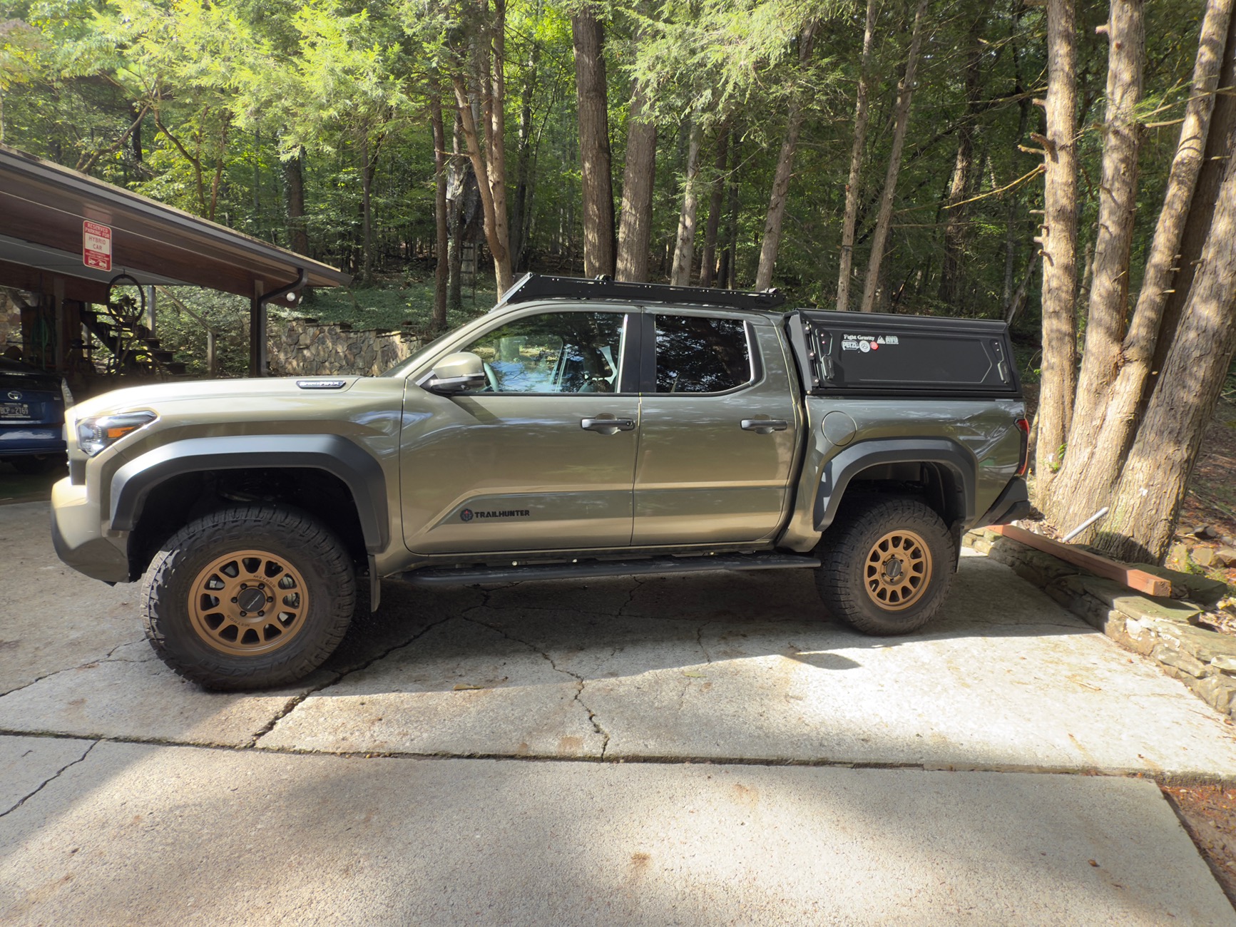 2024 Tacoma Fitment check: Method 703 17x8.5 +35mm and 285/70/17 tires. IMG_3921