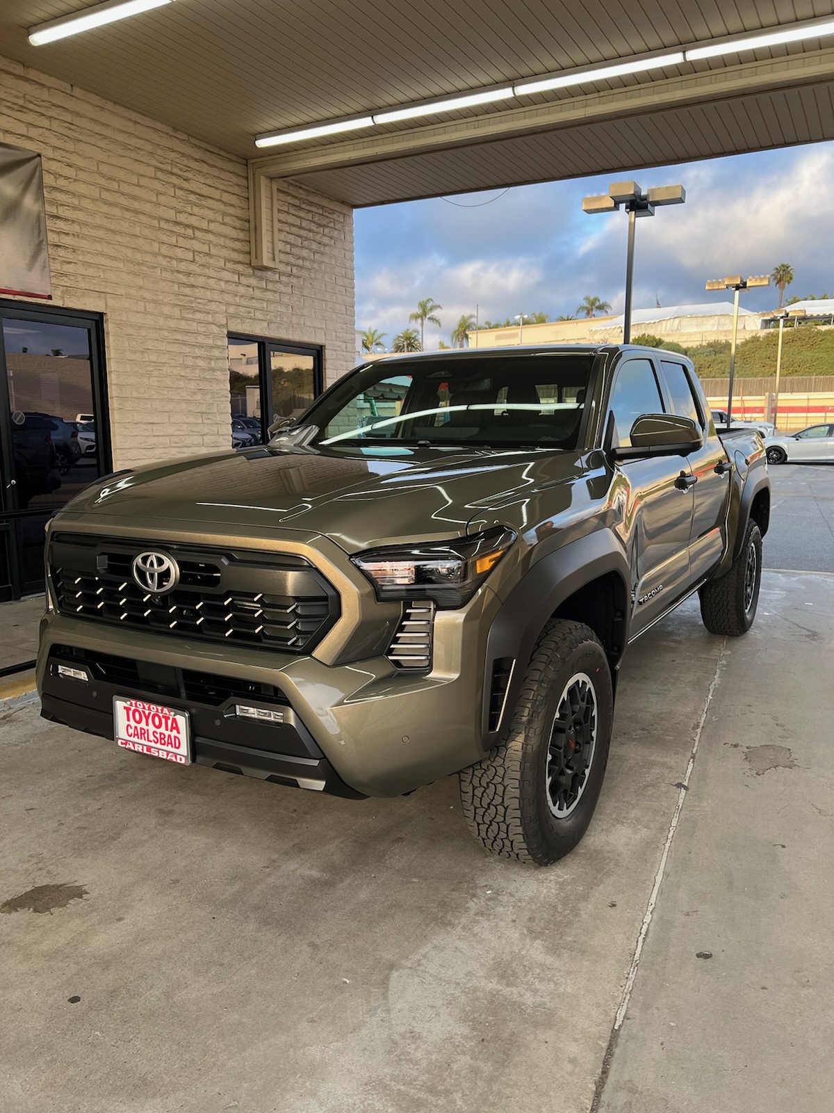 2024 Tacoma 2024 Tacoma TRD Off-Road in Bronze Oxide spotted IMG_4583