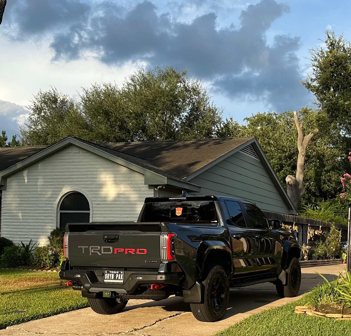 2024 Tacoma What did you do TO / WITH your 4th gen Tacoma today?! 👨‍🏭 🧰 📸 IMG_5991
