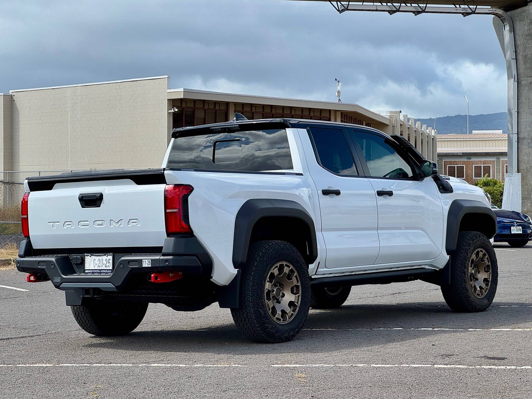 2024 Tacoma Stock weight Trailhunter/Dobinsons C59-820 Front Spring Review IMG_7629