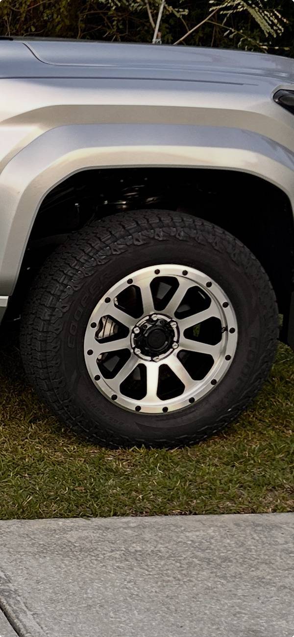 new-tire-and-wheel-close-up-jpeg.jpg