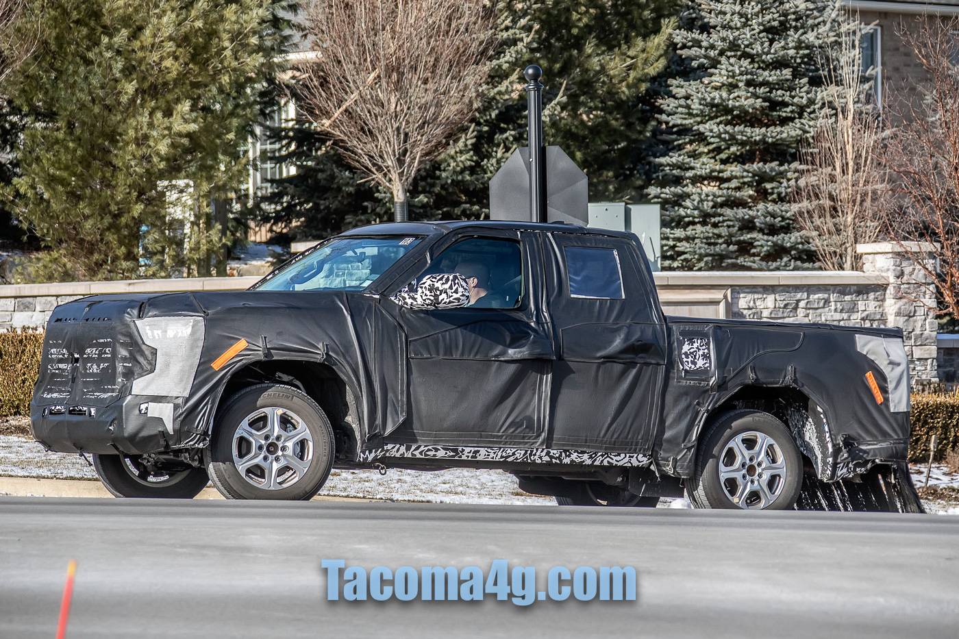 2024 Tacoma Next-Gen Toyota Tacoma Mules Caught Testing next-toyota-tacoma-mule-spied-12