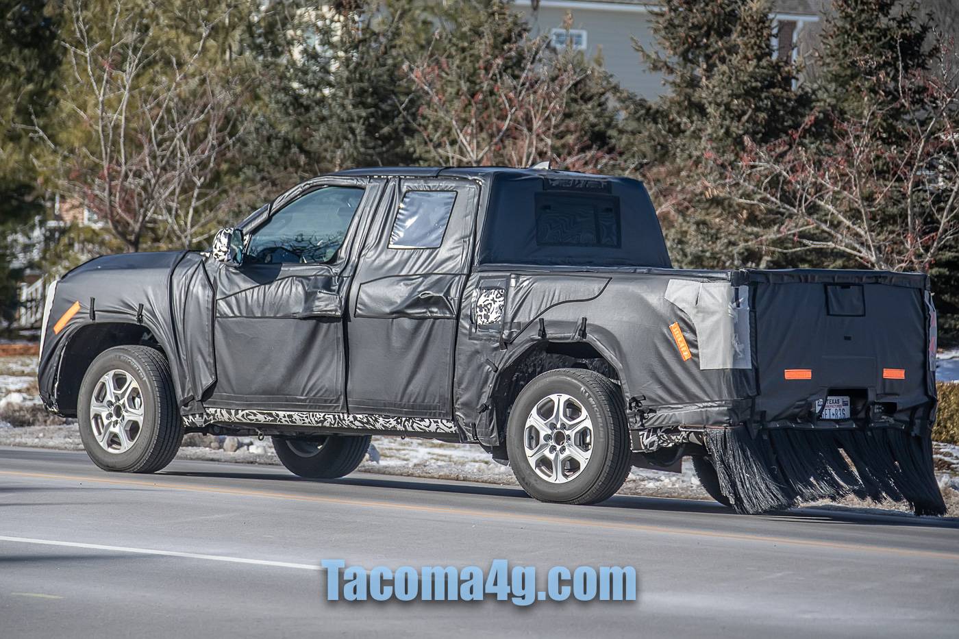 2024 Tacoma Next-Gen Toyota Tacoma Mules Caught Testing next-toyota-tacoma-mule-spied-15