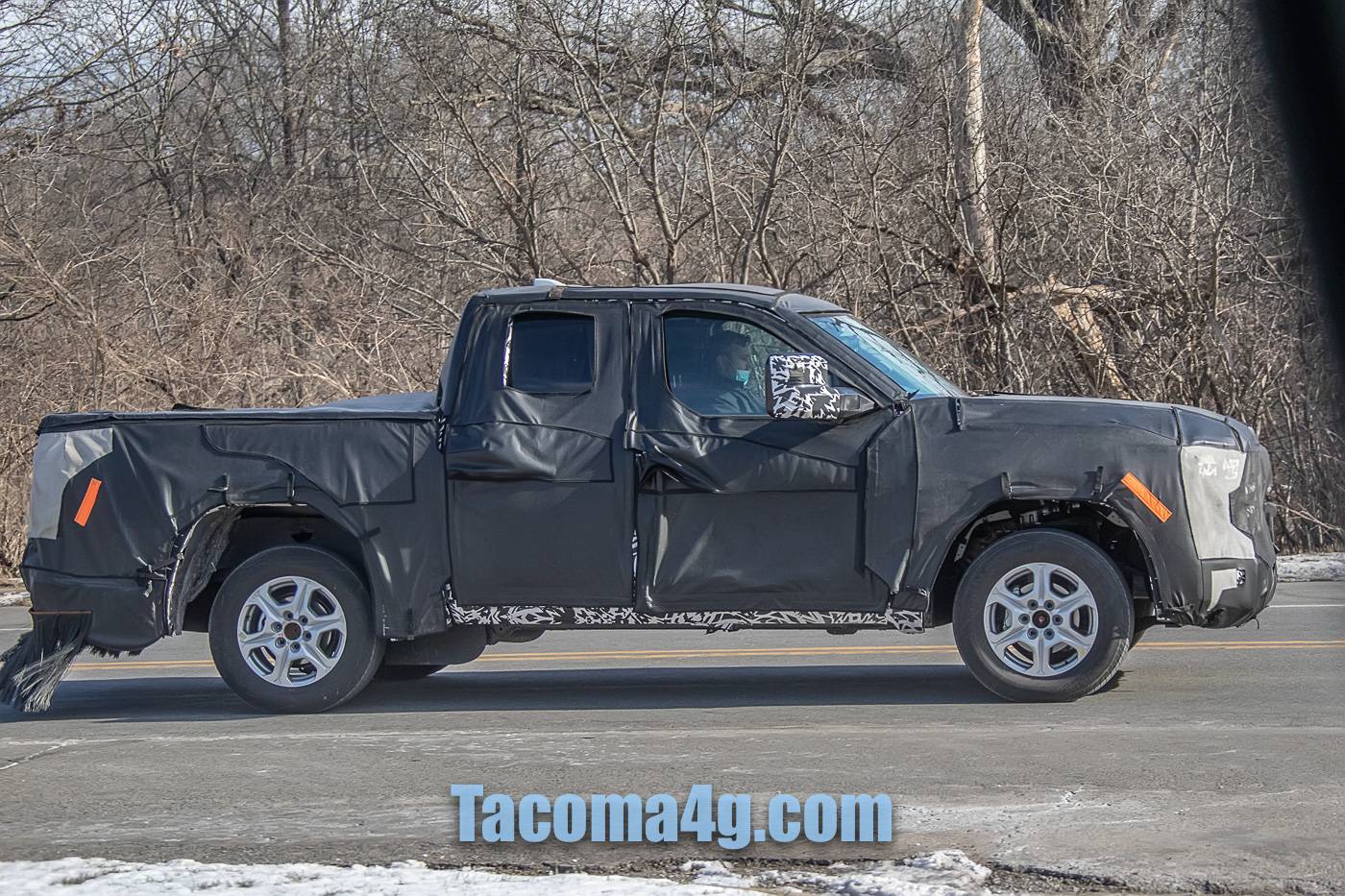 2024 Tacoma Next-Gen Toyota Tacoma Mules Caught Testing next-toyota-tacoma-mule-spied-2