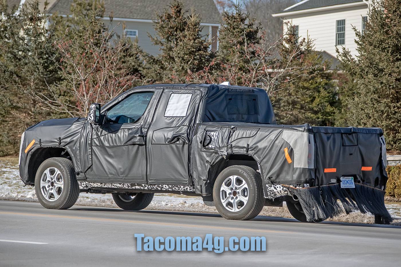 2024 Tacoma Next-Gen Toyota Tacoma Mules Caught Testing next-toyota-tacoma-mule-spied-22