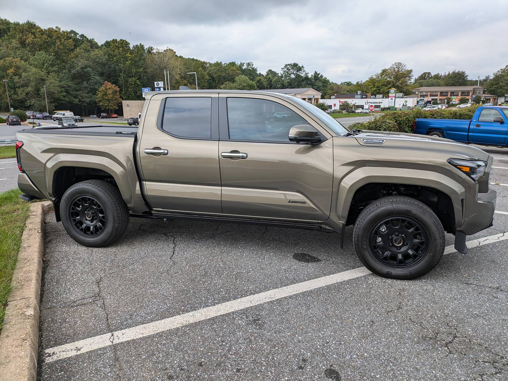 2024 Tacoma Need help on rim color PXL_20241004_162536564