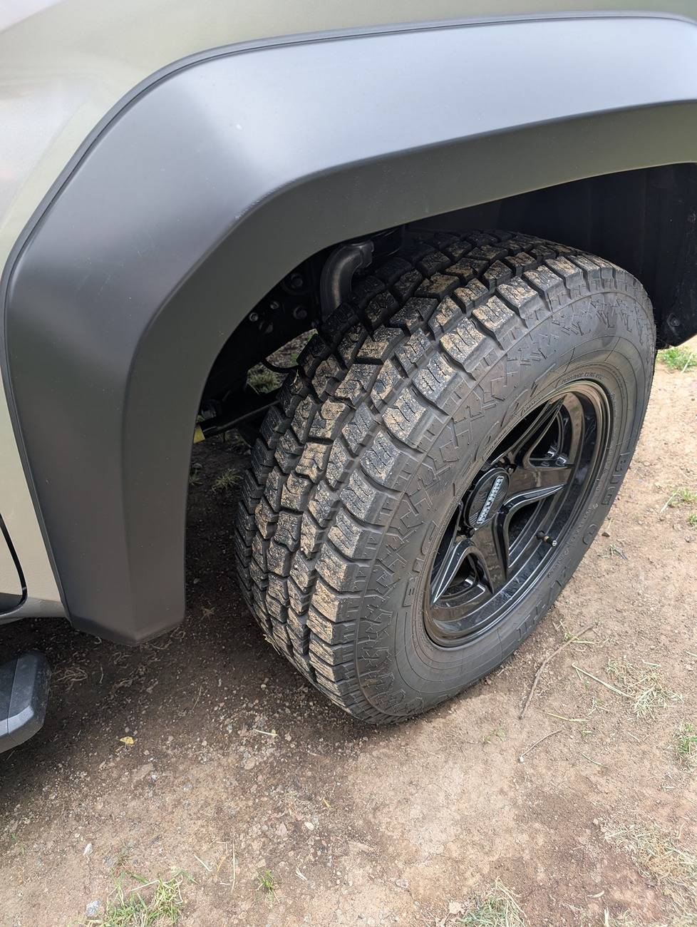 2024 Tacoma 265/70R17 Gang PXL_20250512_221422470