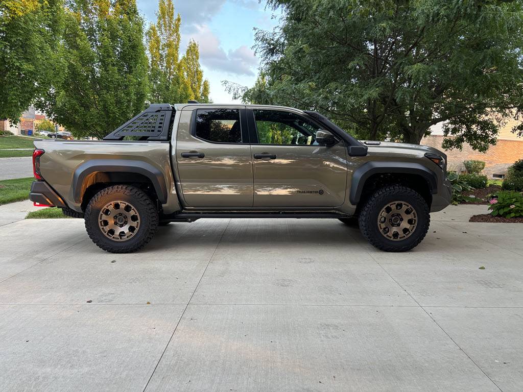 2024 Tacoma Trailhunter - Replaced the OEM Rim Protectors (Tires) w/ Mickey Thompson Baja Boss A/T LT275/70R18 (34") Riddick-2.JPG