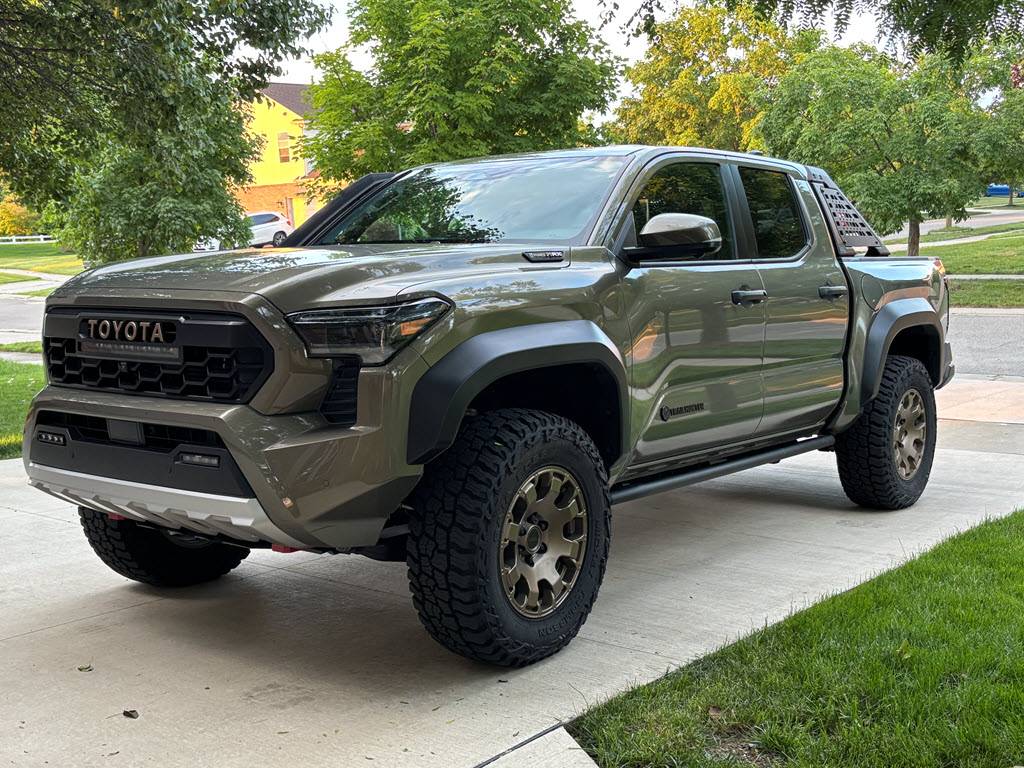2024 Tacoma Trailhunter - Replaced the OEM Rim Protectors (Tires) w/ Mickey Thompson Baja Boss A/T LT275/70R18 (34") Riddick-3.JPG