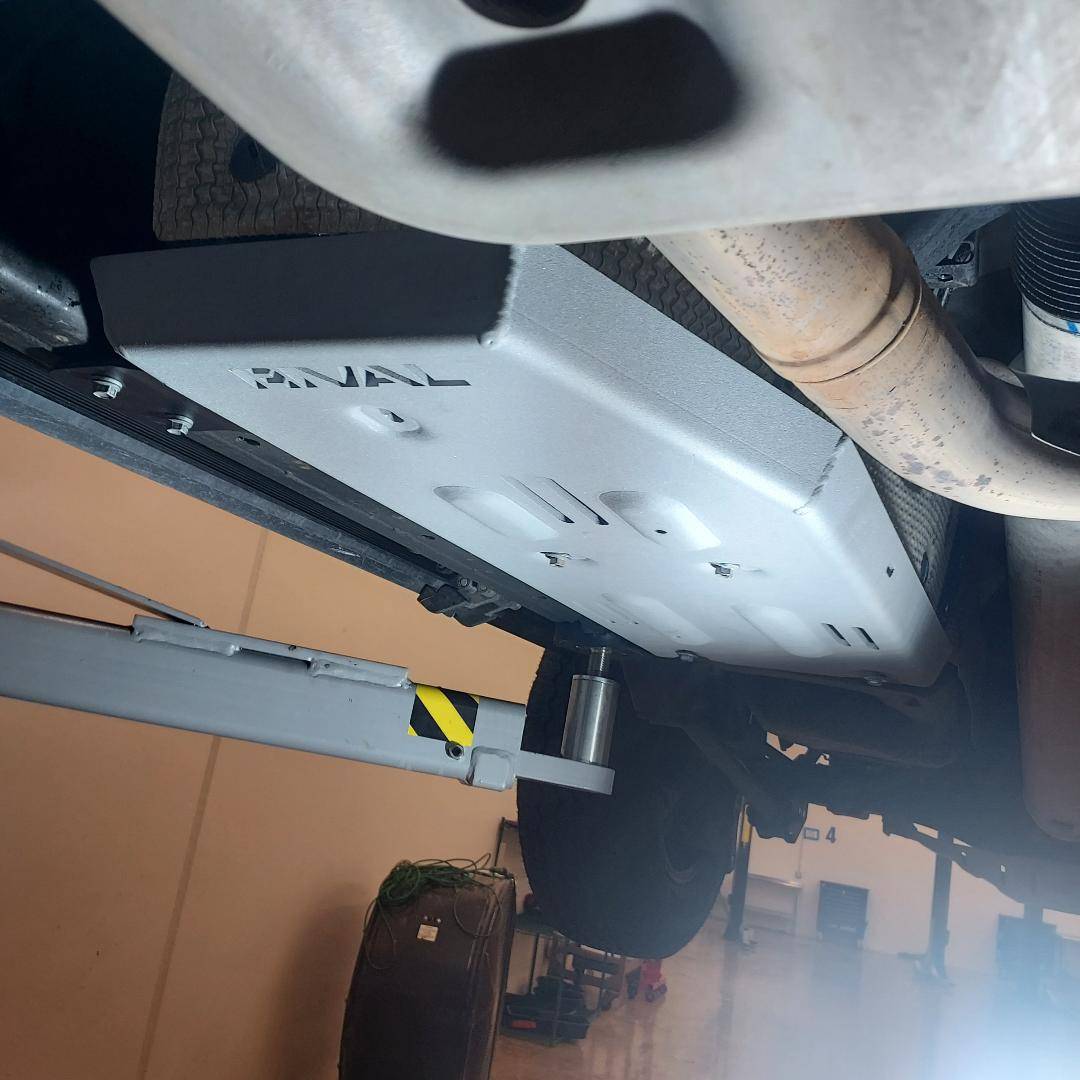 skid 4.jpg