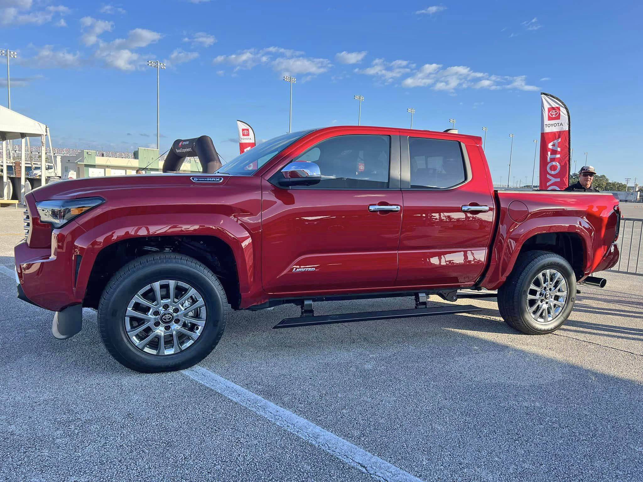 2024 Tacoma Official SUPERSONIC RED 2024 Tacoma Thread (4th Gen) Supersonic Red 2024 Tacoma Limited Power Tailgate 6