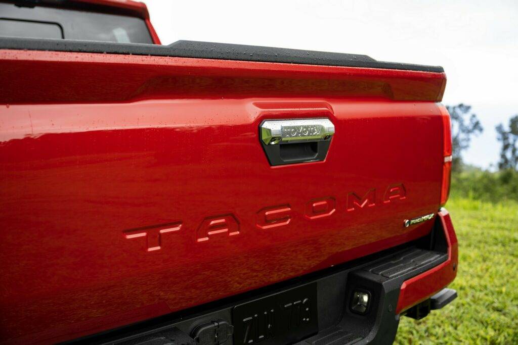 2024 Tacoma Official SUPERSONIC RED 2024 Tacoma Thread (4th Gen) supersonic-red-2024-tacoma-photos10