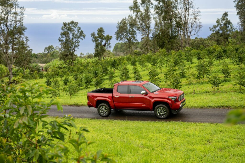 2024 Tacoma Official SUPERSONIC RED 2024 Tacoma Thread (4th Gen) supersonic-red-2024-tacoma-photos4