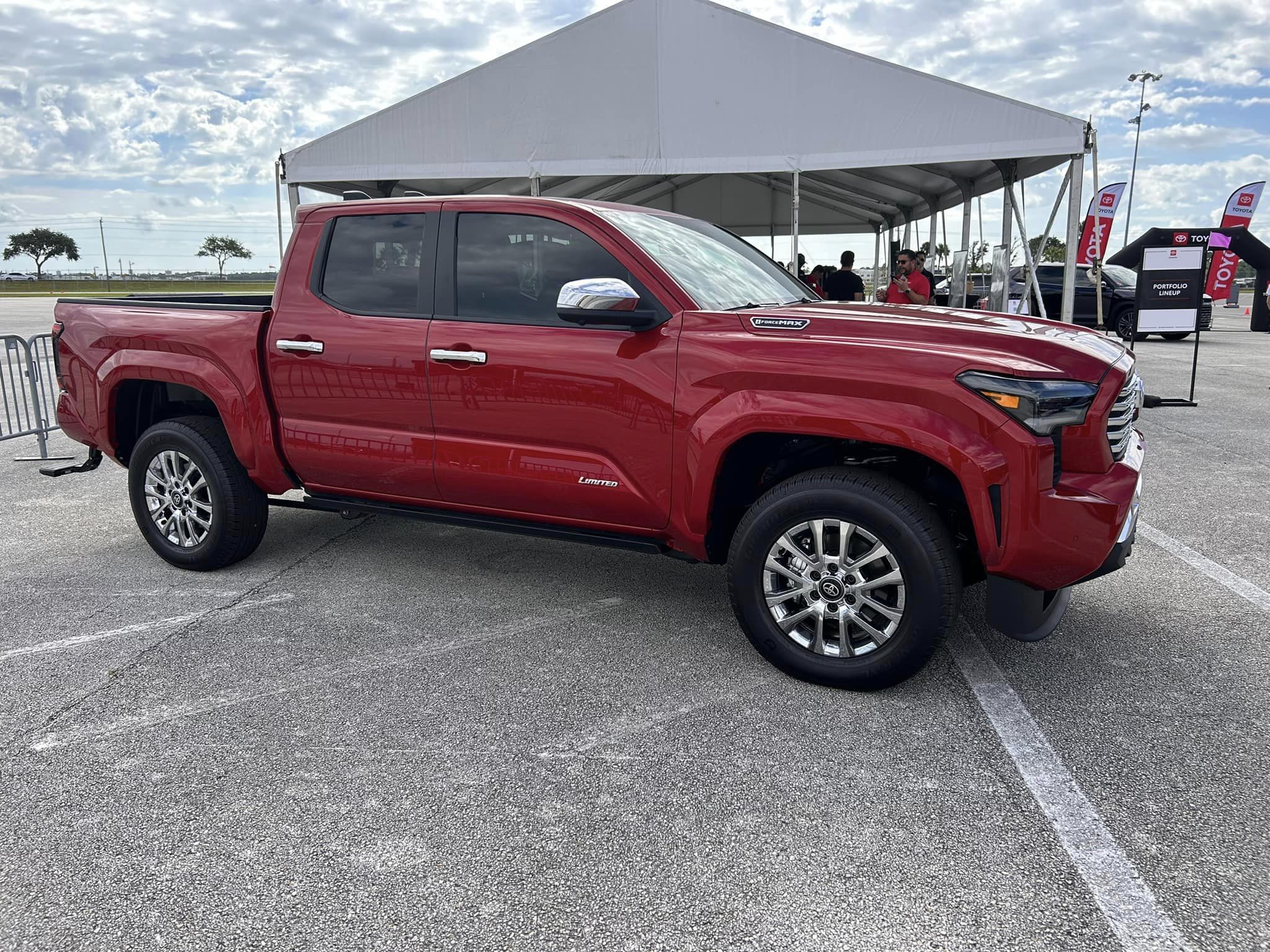 2024 Tacoma 2024 Tacoma LIMITED I-FORCE MAX (Supersonic Red) Video + Power Tailgate Demo supersonic-red-2024-toyota-tacoma-limited-2-