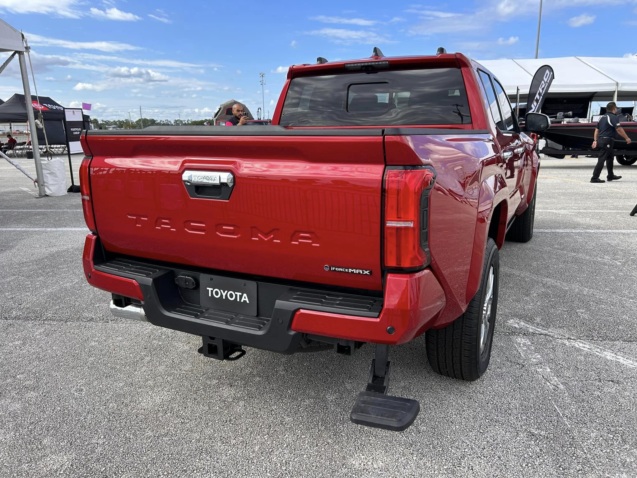 2024 Tacoma 2024 Tacoma LIMITED I-FORCE MAX (Supersonic Red) Video + Power Tailgate Demo supersonic-red-2024-toyota-tacoma-limited-4-