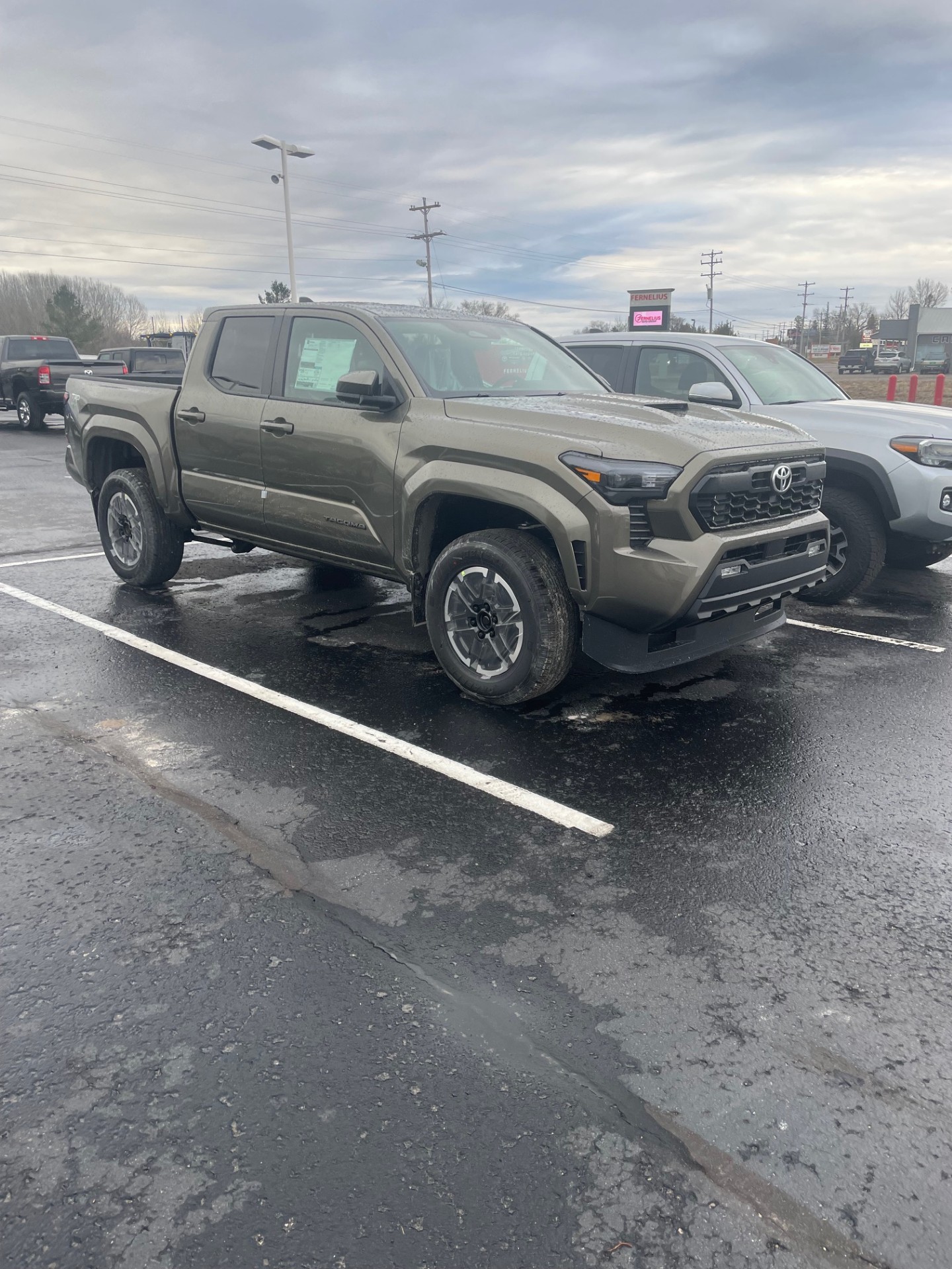 2024 Tacoma 265/70 on factory 18's TRD Sport 6MT taco1
