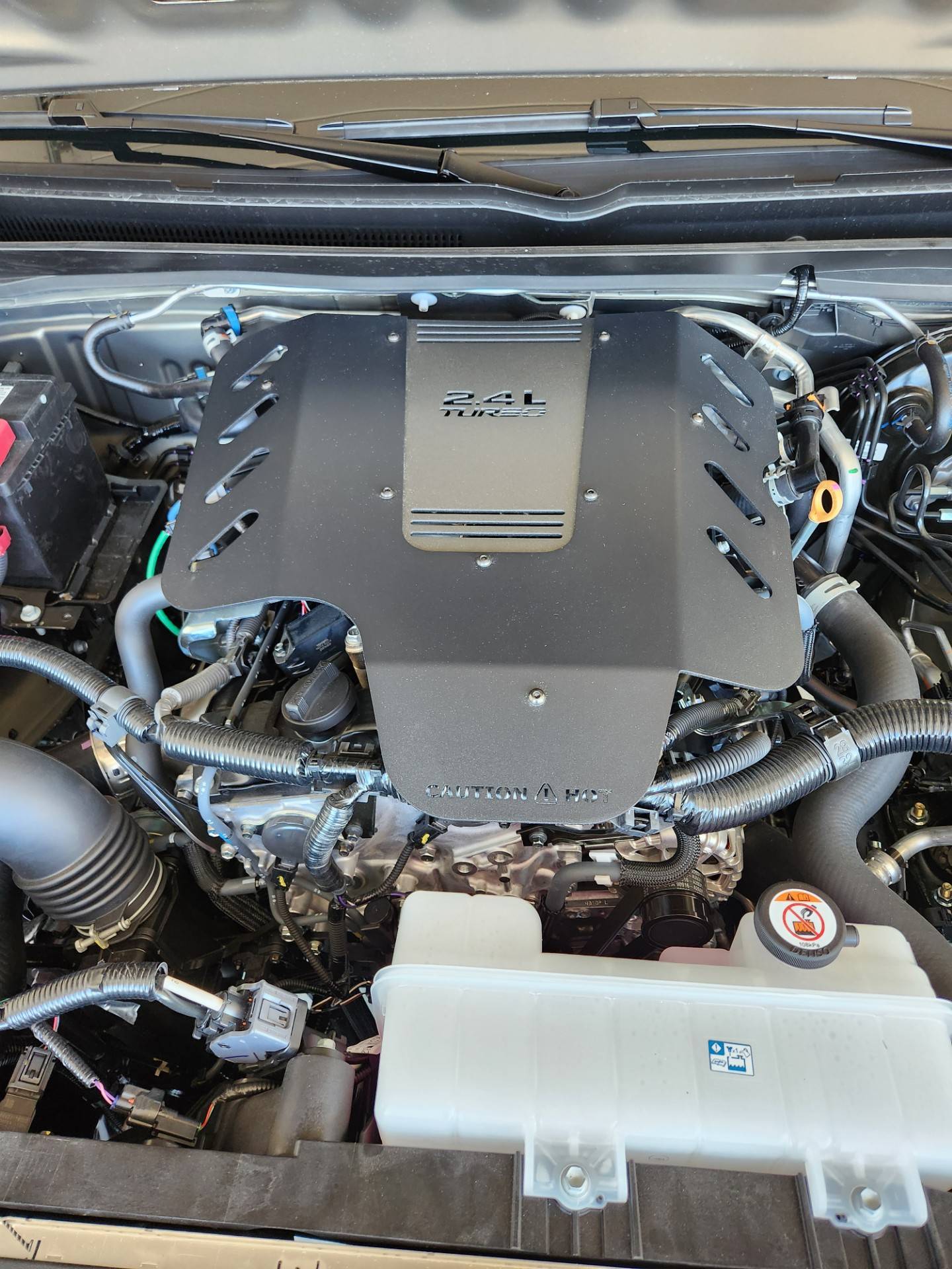 2024 Tacoma Victory 4x4 engine cover installed. Cleans up engine bay nicely. thumbnail_20240415_162311