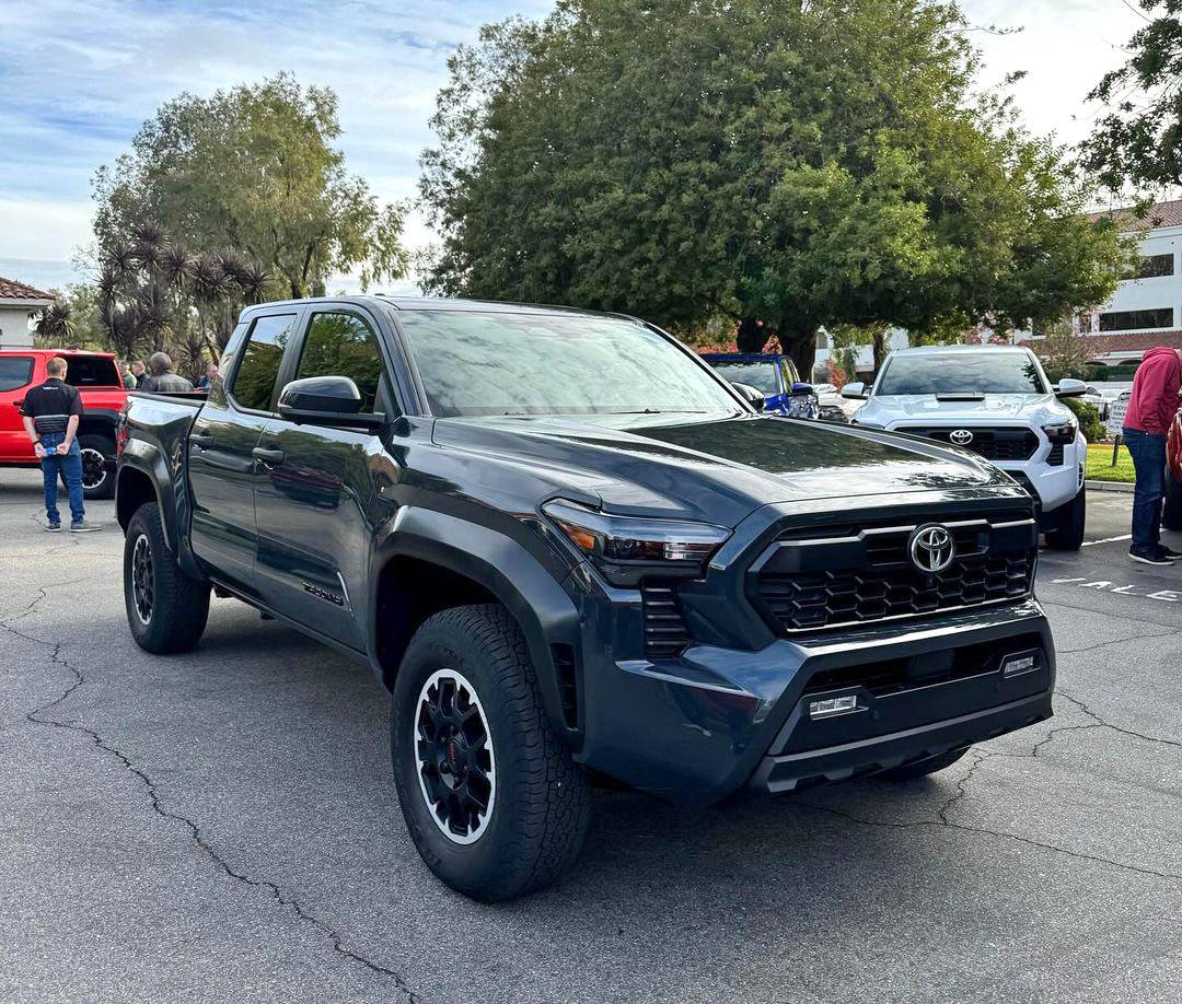 2024 Tacoma UNDERGROUND 2024 Tacoma Thread (4th Gen) Underground Color 2024 Tacoma TRD Off-Road