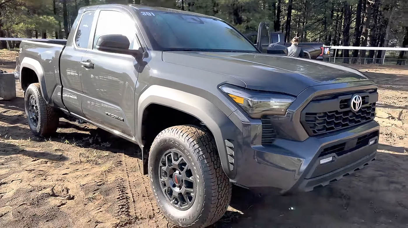 2024 Tacoma 2024 Tacoma PreRunner Interior & Underground color in the sun (video first look)! Underground color 2024 Toyota Tacoma PreRunner 1