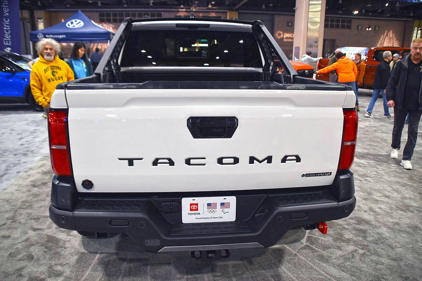 2024 Tacoma White Wind Chill Pearl 2024 Tacoma Trailhunter @ Philadelphia Auto Show White Wind Chill Pearl 2024 Tacoma Trailhunter @ Philadelphia Auto Show4