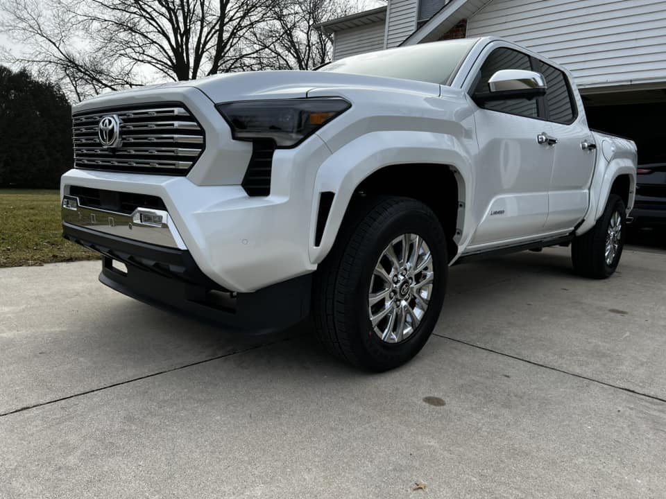 2024 Tacoma Official WIND CHILL PEARL 2024 Toyota Tacoma Thread Wind Chill Pearl 2024 Tacoma Limited interior exterior 5