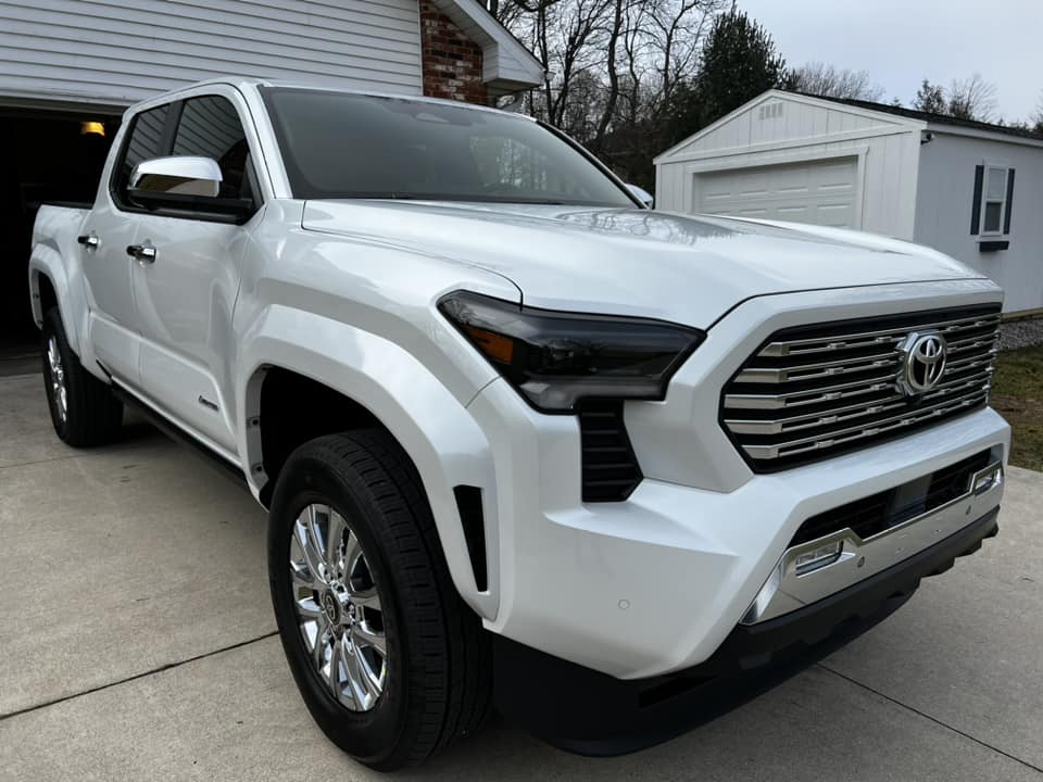 2024 Tacoma Official WIND CHILL PEARL 2024 Toyota Tacoma Thread Wind Chill Pearl 2024 Tacoma Limited interior exterior 6