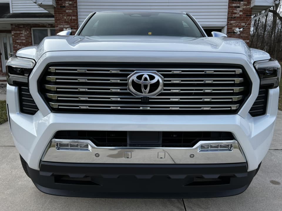2024 Tacoma Official WIND CHILL PEARL 2024 Toyota Tacoma Thread Wind Chill Pearl 2024 Tacoma Limited interior exterior 7
