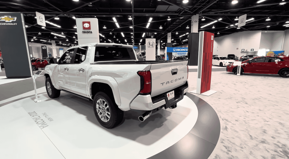 2024 Tacoma WIND CHILL PEARL 2024 Toyota Tacoma Thread wind-chill-pearl-white-2024-tacoma-4