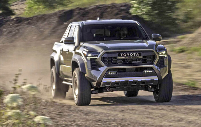 Tacoma Hybrid Acceleration is Quickest in RWD Mode (Tested by Car and Driver)