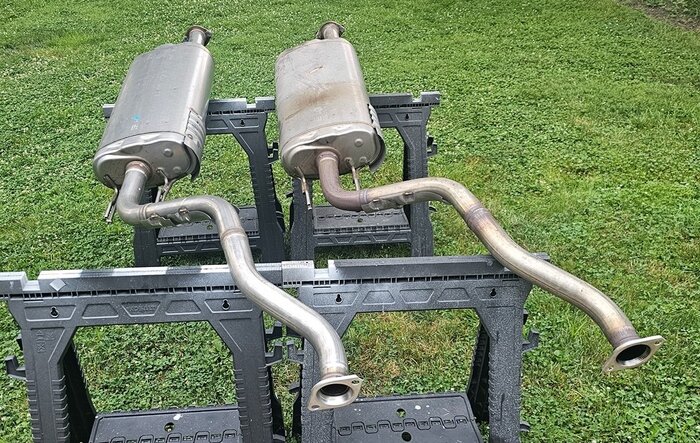 TRD Offroad OEM center pipe vs "TRD center pipe"