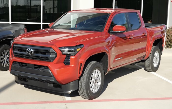 SR5 2024 Tacoma Short Bed in Solar Octane first look