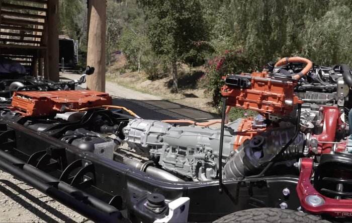 Chief engineer explains the 4th gen Tacoma Hybrid Powertrain + Suspension of TRD Pro & Trailhunter