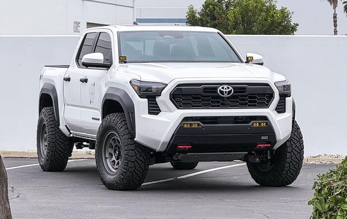 NYTOP's 2024 Tacoma build on Fittipaldi Offroad FT Series 17x8.5 0 offset wheels + Nitto Ridge Grappler 285/75/17 34" tires