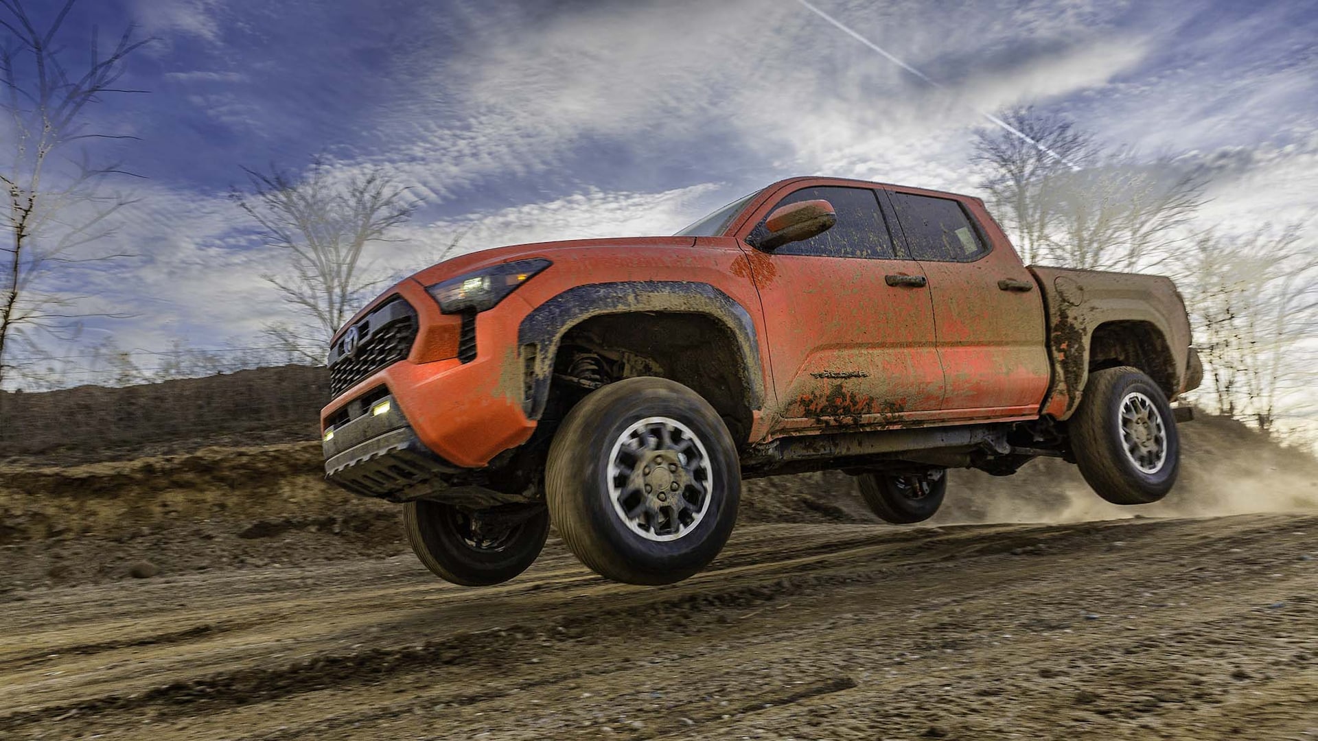 (ys tacoma)2024現行TOYOTA tacoma DIRT Harder, Better, Faster, Stronger: Our First Test of the 2024